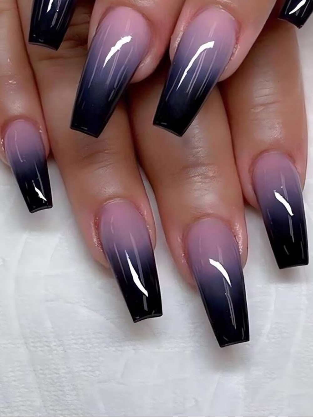 24pc Press On Nail Set from the Nail Bar 💅